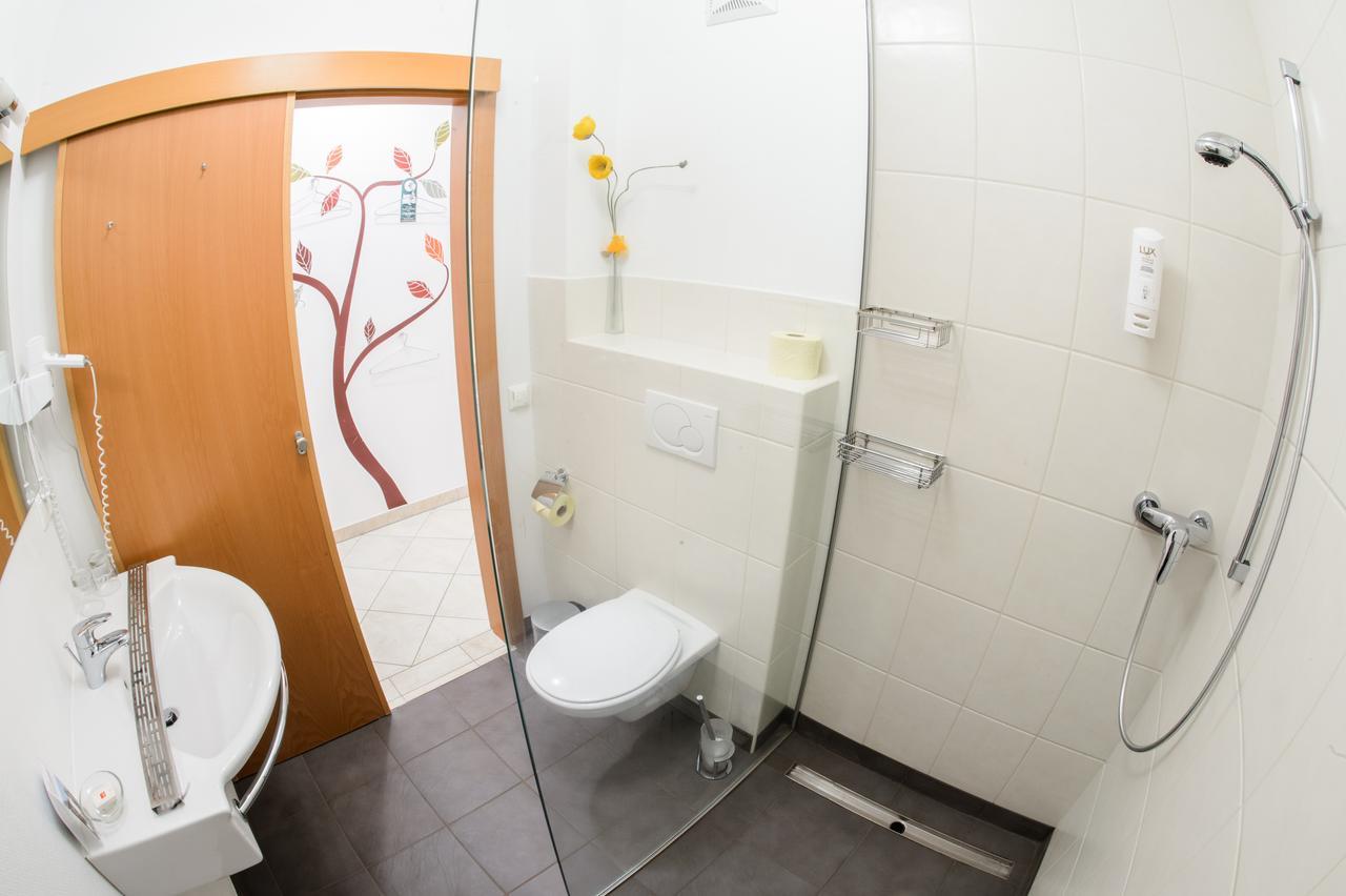 Gaestehaus Haiminger Ehemalig Schmelz Weissenkirchen in der Wachau Bagian luar foto